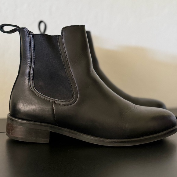 Thursday Boots / Size 8.5 - Picture 2 of 7